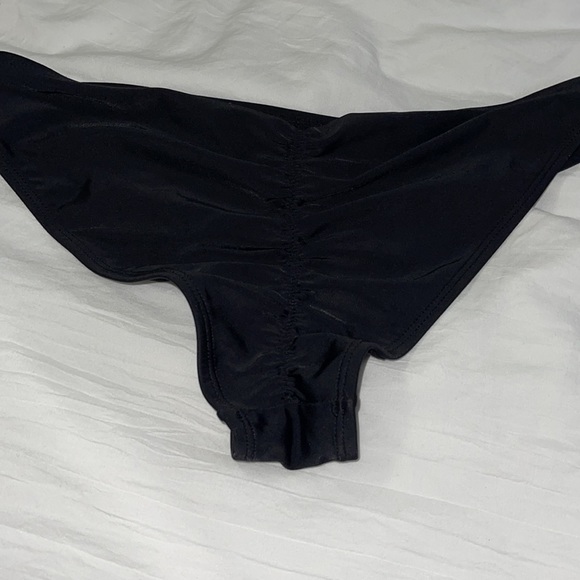 Bikini bundle - Picture 7 of 11